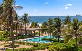 Marea Beachfront Villas